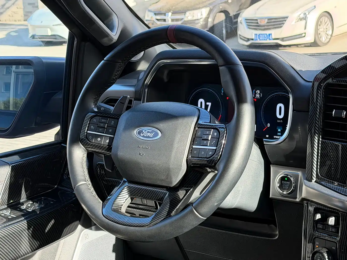 FORD F-150 RAPTOR