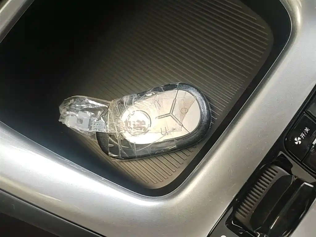 Geely Galaxy Starry Wish 2026 Edition 310km Youth Version фото 9