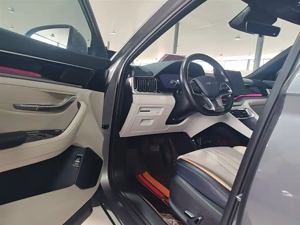 BYD Song PLUS PHEV 2023 Champion Edition DM-i 110KM Flagship PLUS фото 16