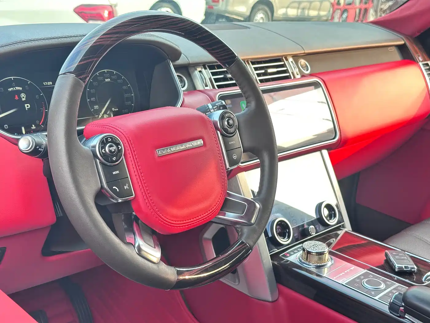 Фото 9 - Land Rover Range Rover
