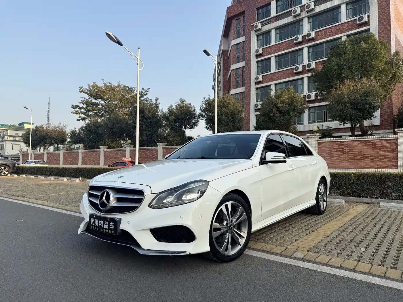 Mercedes-Benz E-Class 2015 E 260 L Sport