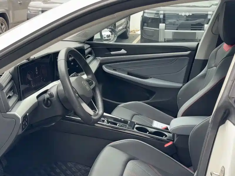 Volkswagen Lamando 2024 Lamando L 280TSI DSG Cool Edition фото 4