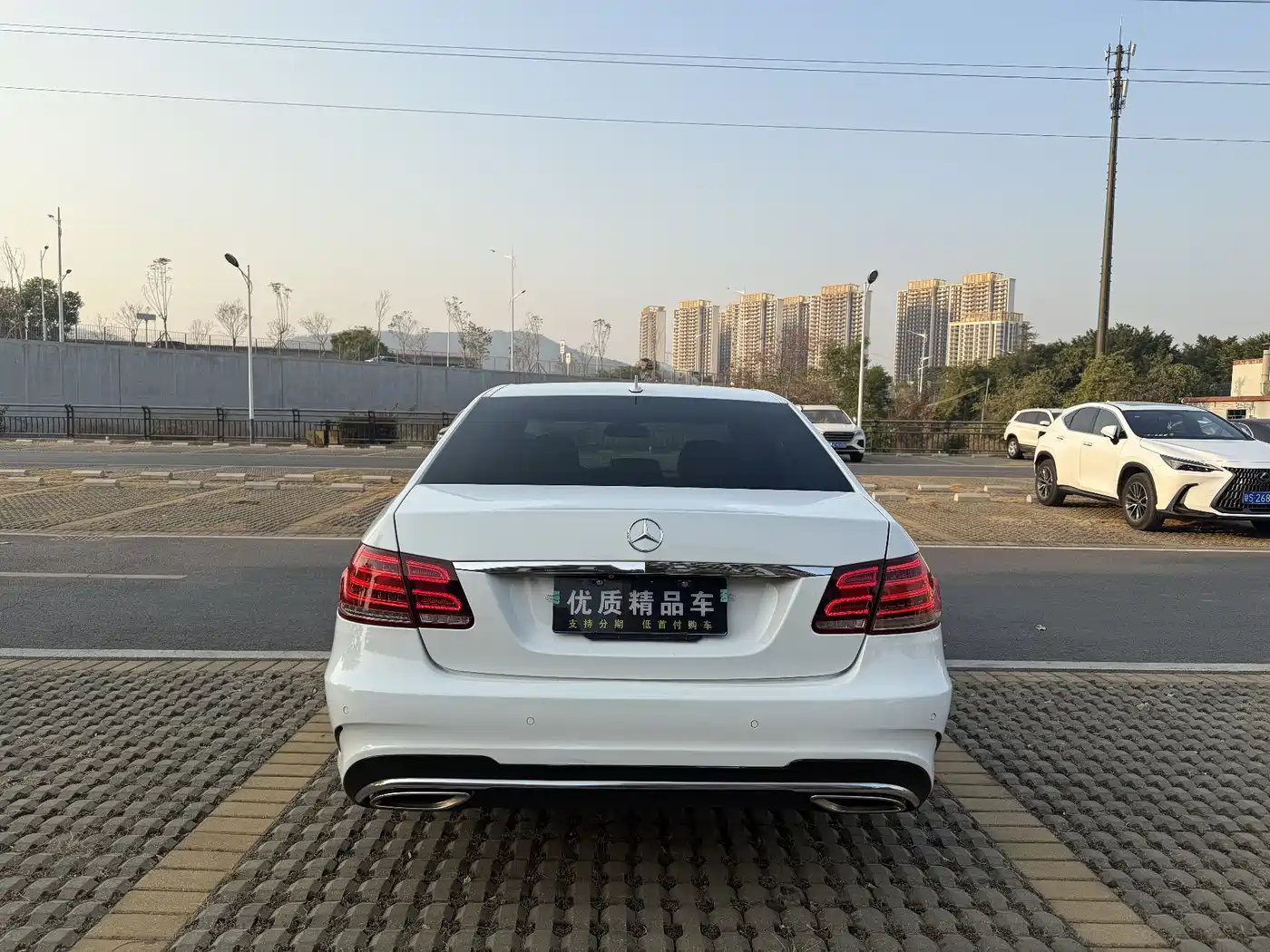 Mercedes-Benz E-Class 2015 E 260 L Sport фото 7