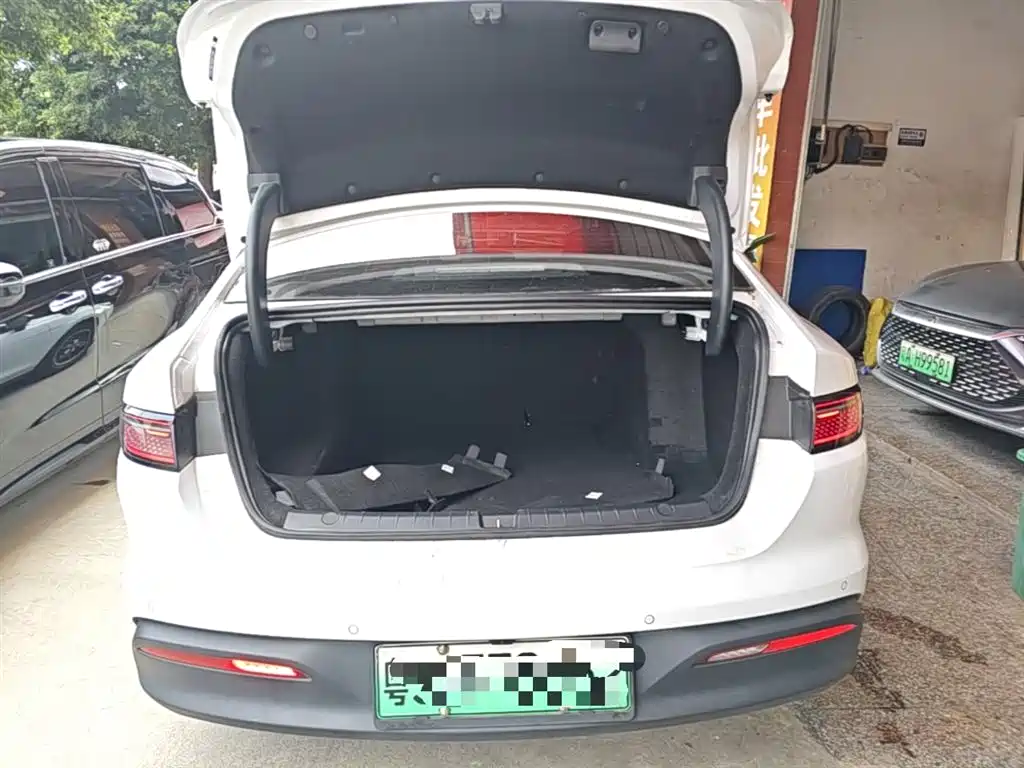 BYD Hai Bao 05 DM-i 2025 DM-i Smart Drive Edition 55KM Luxury фото 19