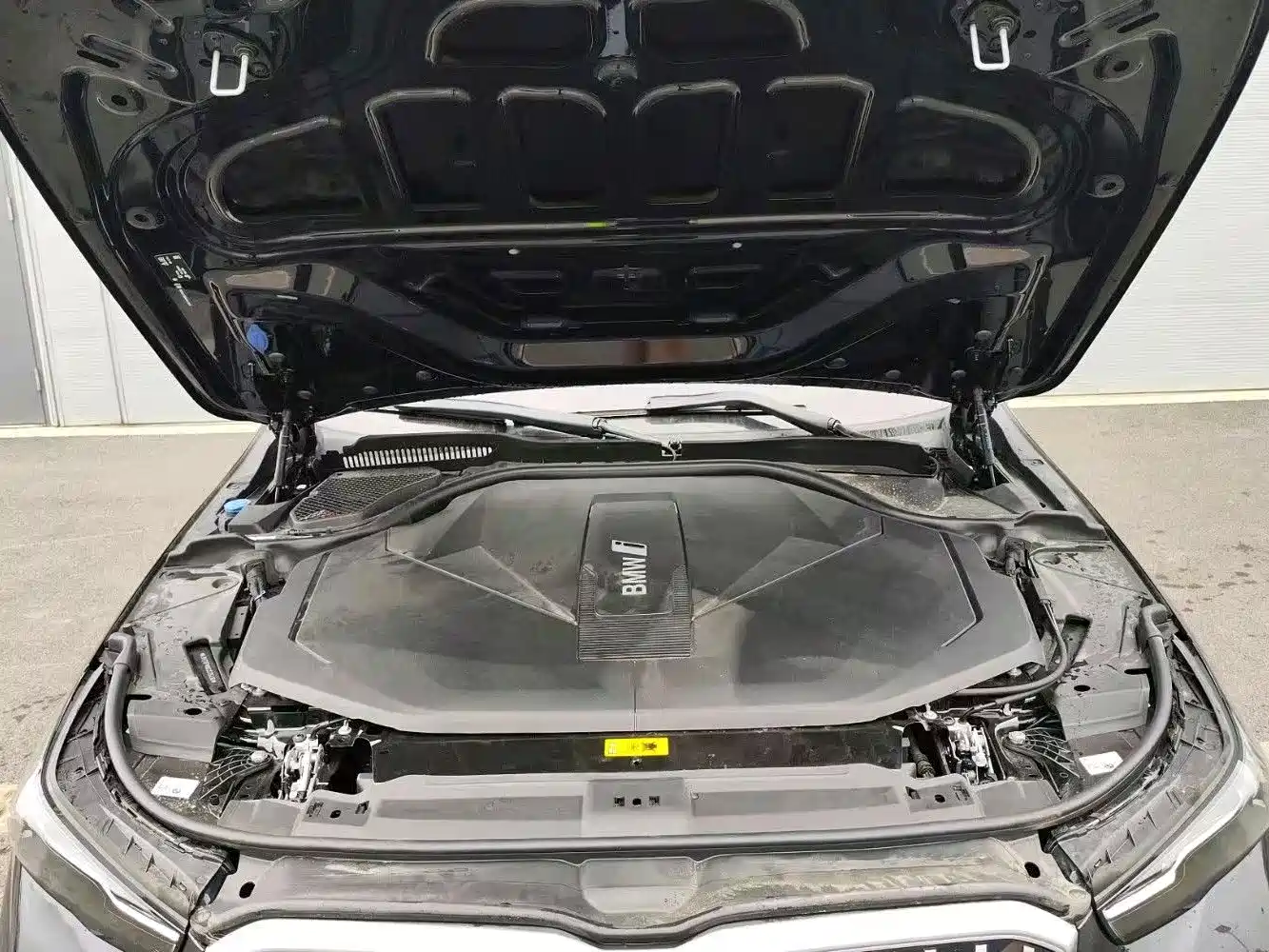 BMW i5 2025 2025 eDrive 35L M Sport Package