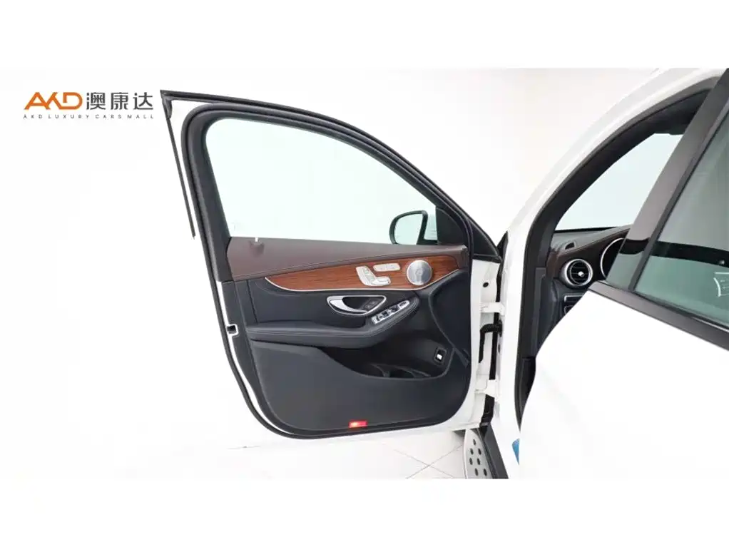 Mercedes-Benz GLC 2020 GLC 300 L 4MATIC Luxury фото 10