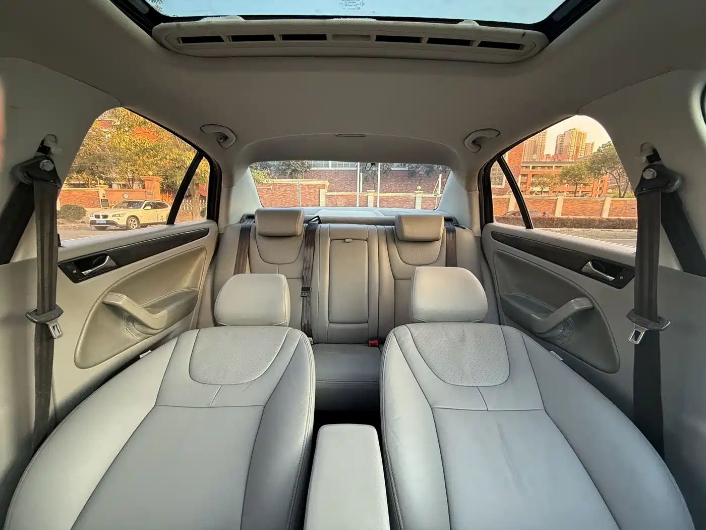 Volkswagen Bora 2012 1.6L Automatic Luxury Model фото 21