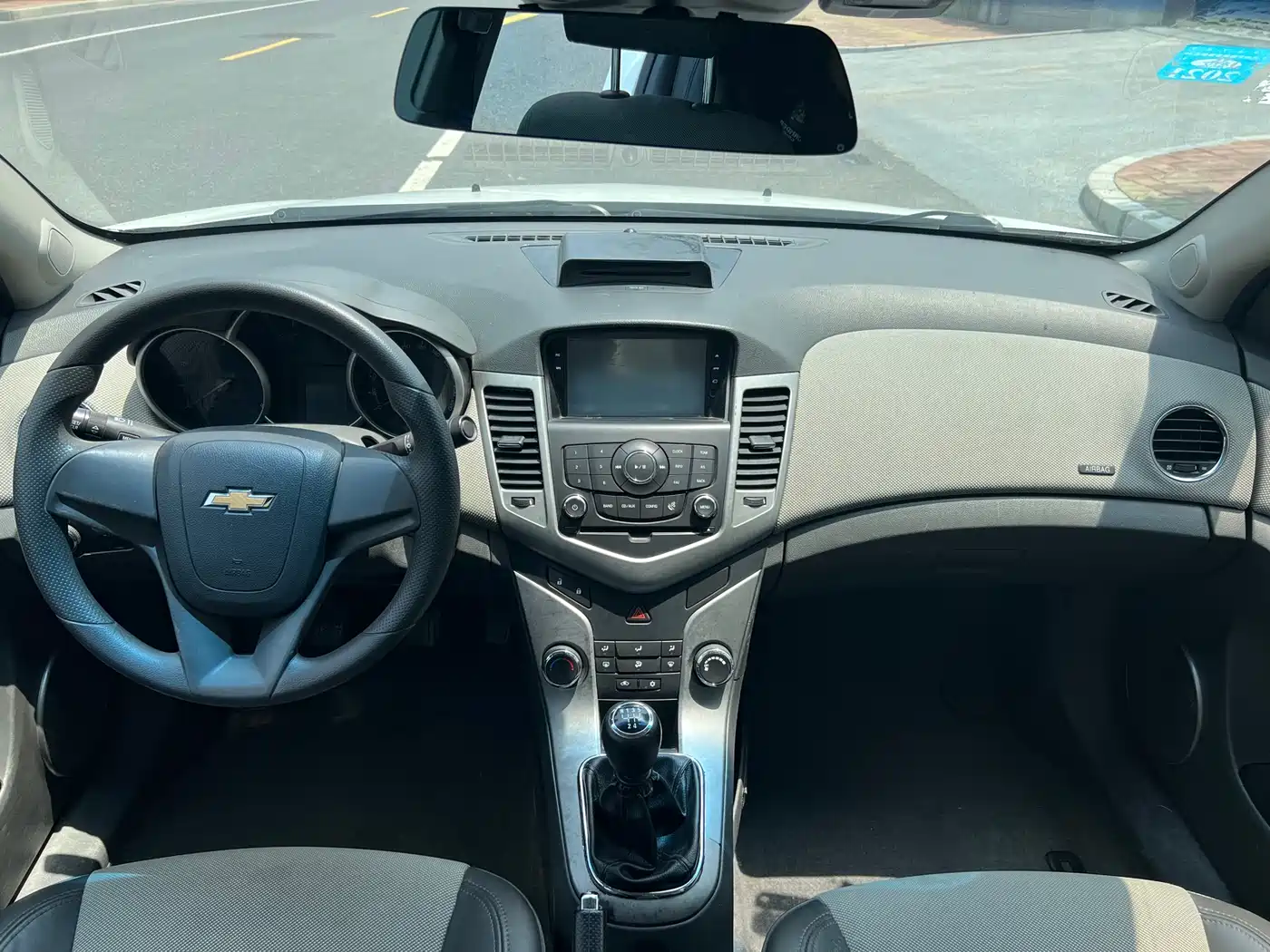 Chevrolet Cruze 2013 1.6L SE WTCC Edition MT фото 8