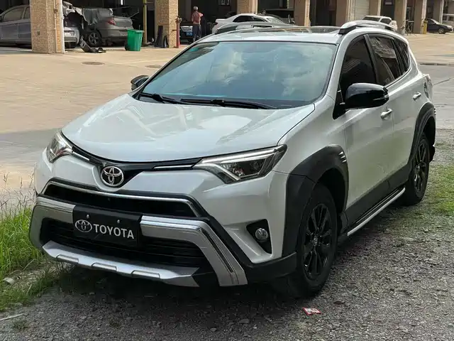 TOYOTA RAV4 RONGFANG