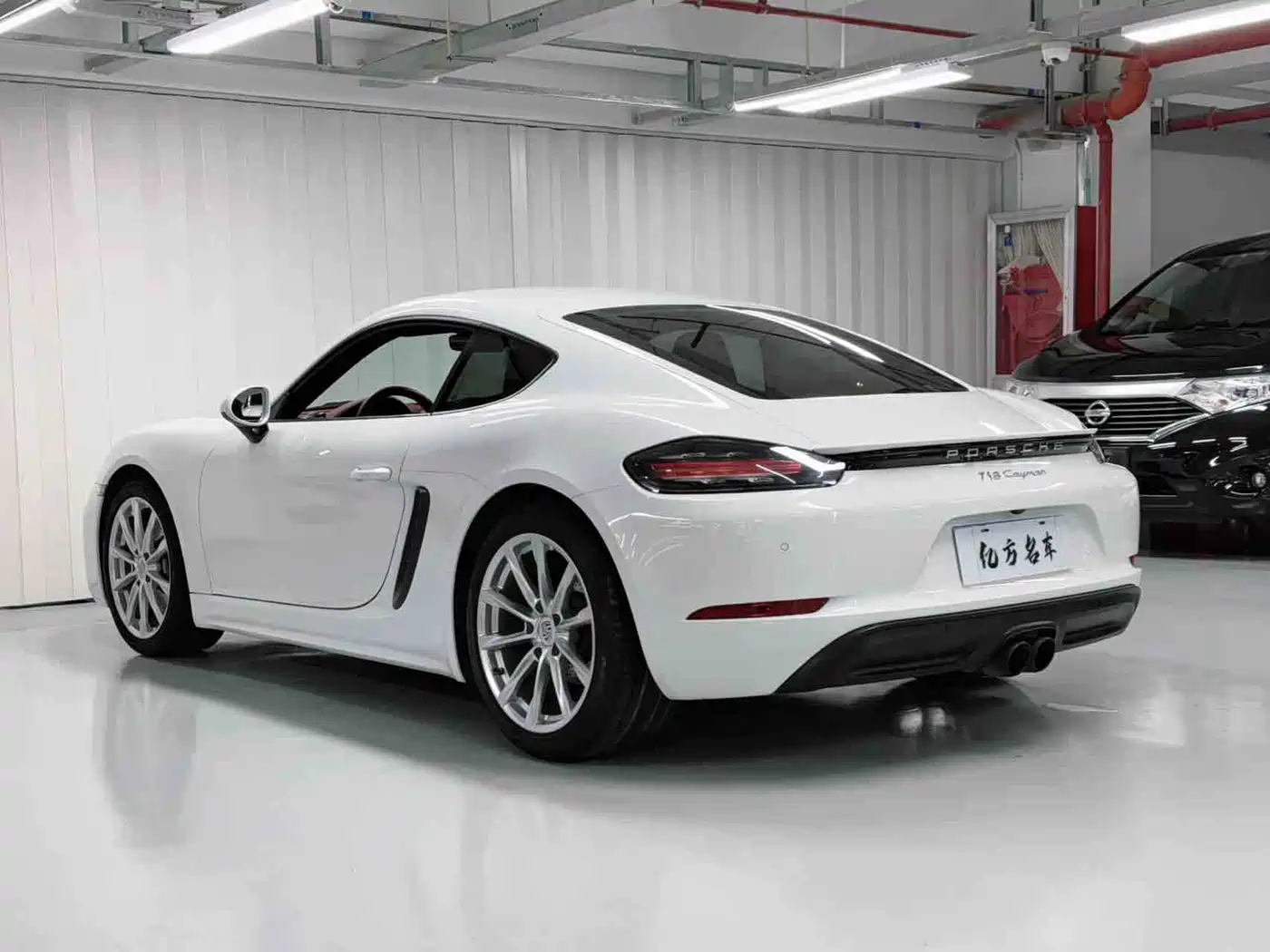 Porsche 718 2018 Cayman 2.0T фото 8