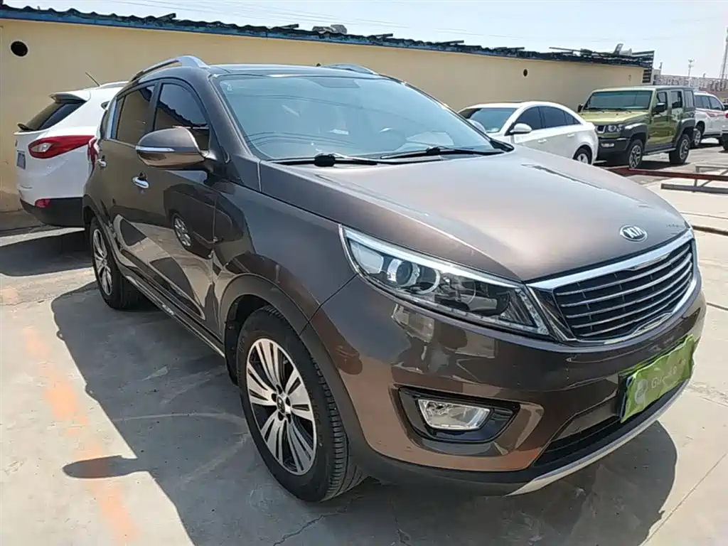 Kia Sportage 2016 2.0L Automatic 2WD DLX фото 4