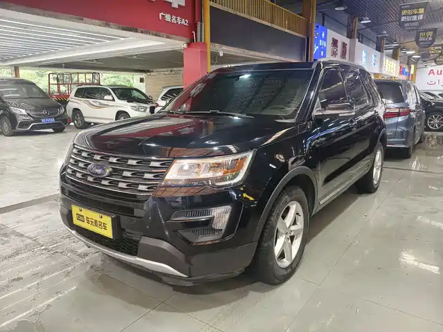 ford explorer