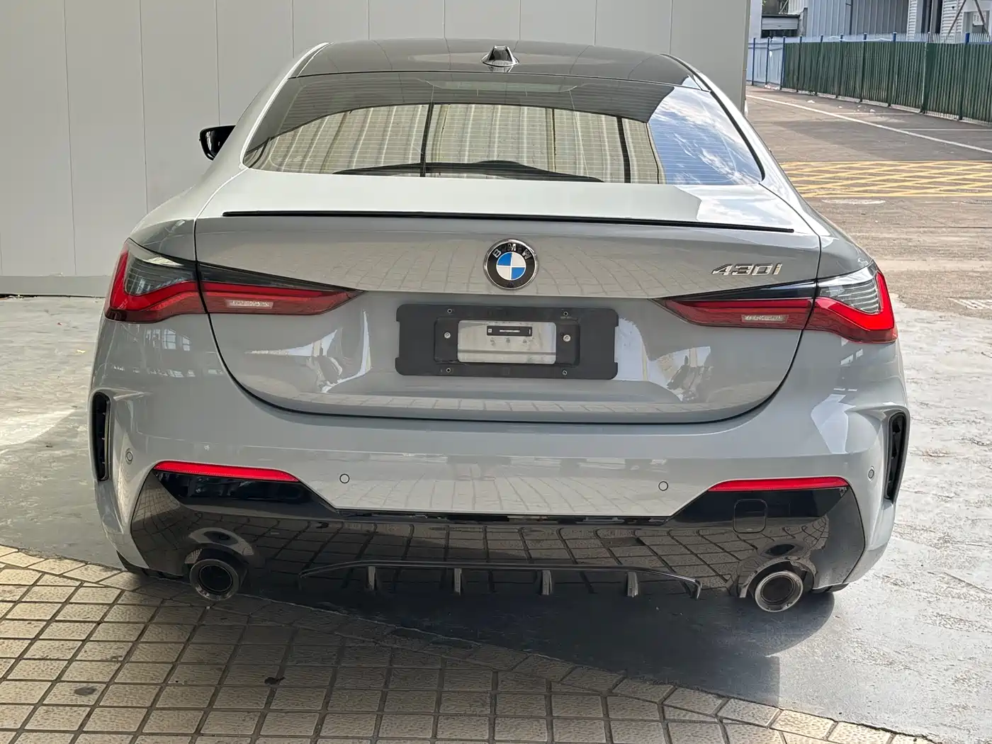 BMW 4 Series 2024 430i M Sport Shadow Edition фото 16