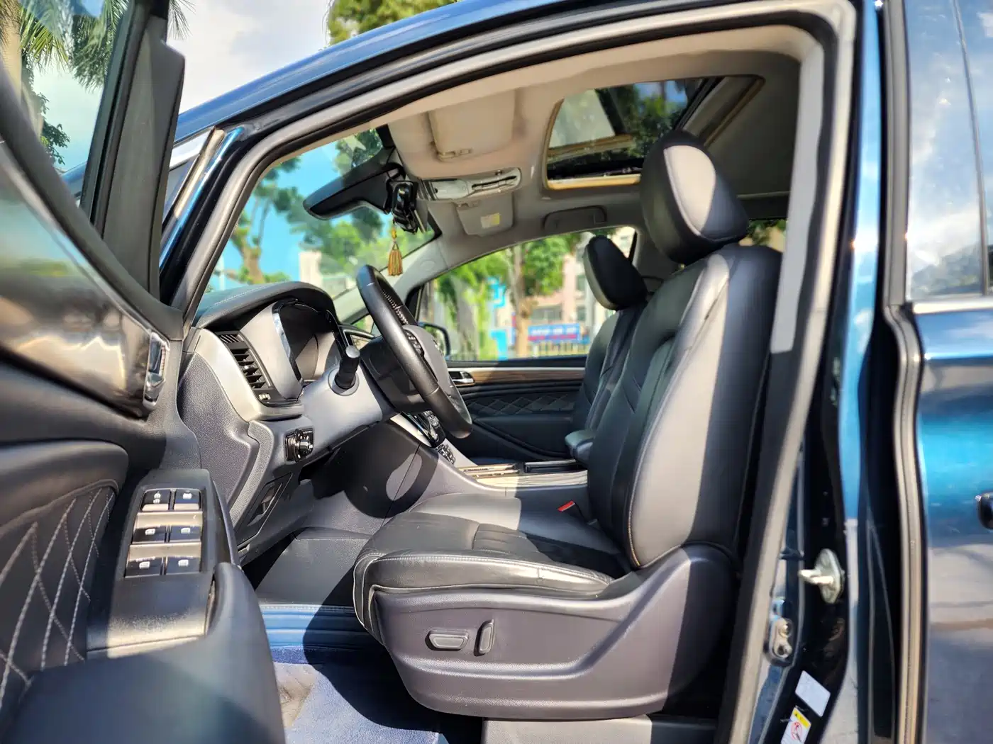 GAC Trumpchi Trumpchi M8 2018 320T Premium Edition фото 8