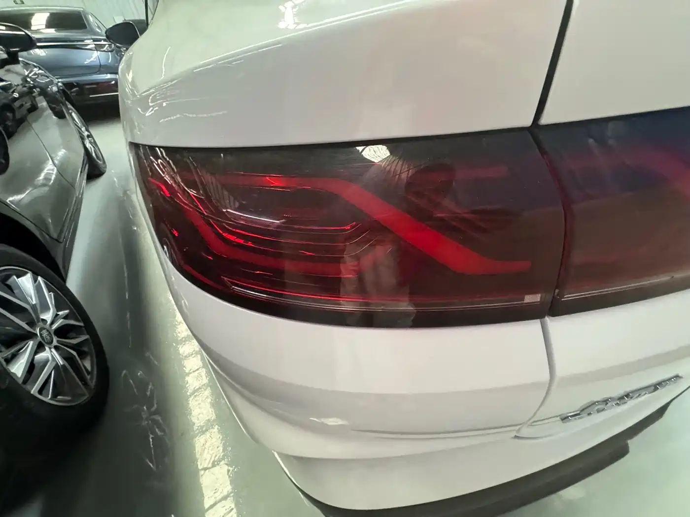 BYD Qin L 2025 DM-i Smart Drive 80KM Premium фото 15