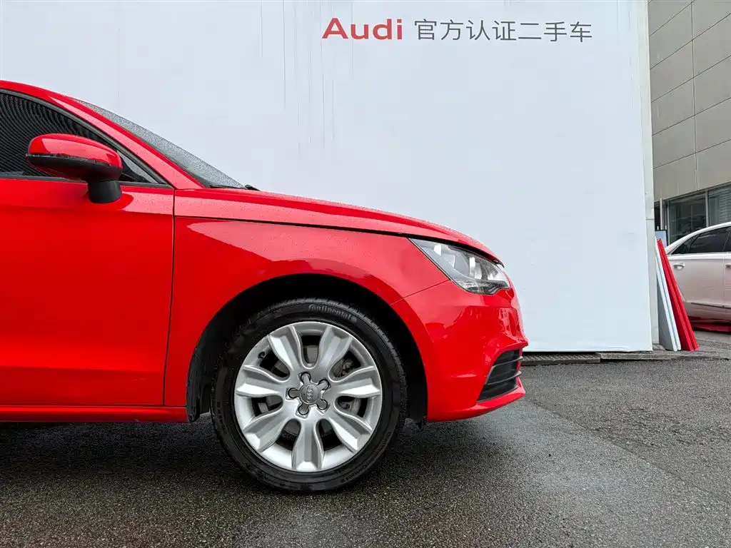 Audi A1 2014 30 TFSI Sportback Fashion фото 13