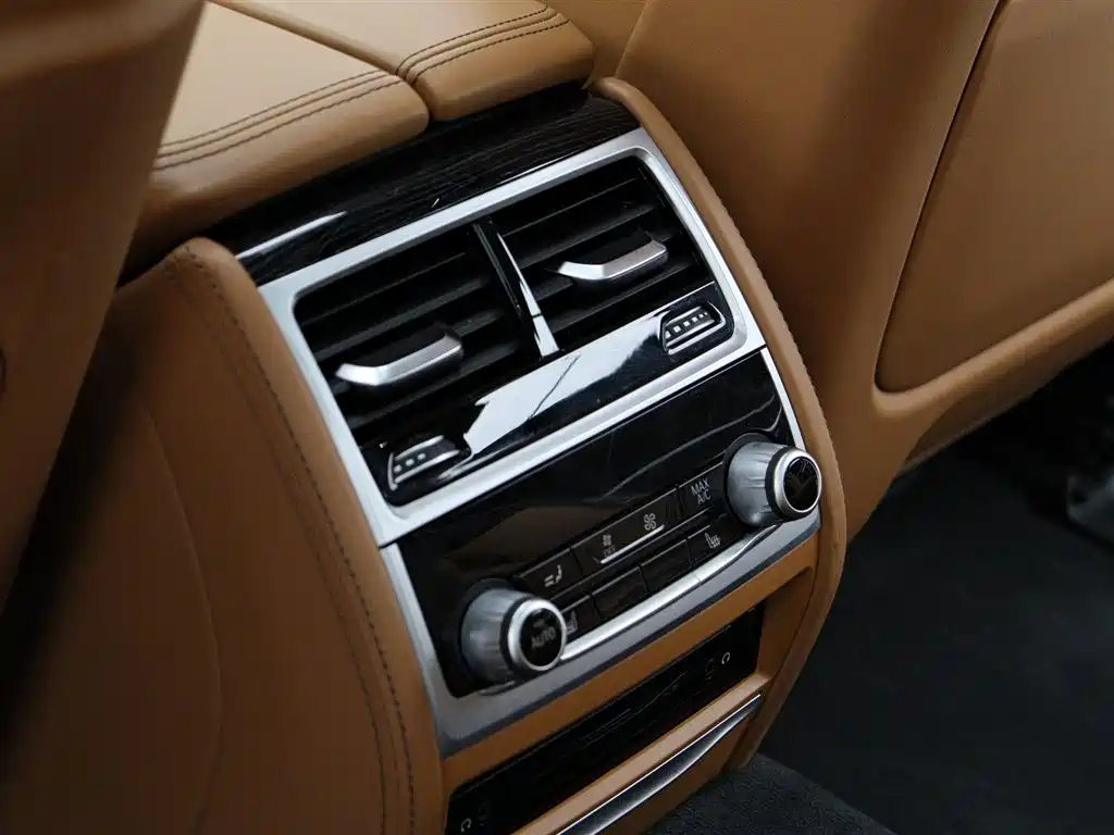 BMW 7 Series 2018 730Li Premium Type M Sport Package фото 10
