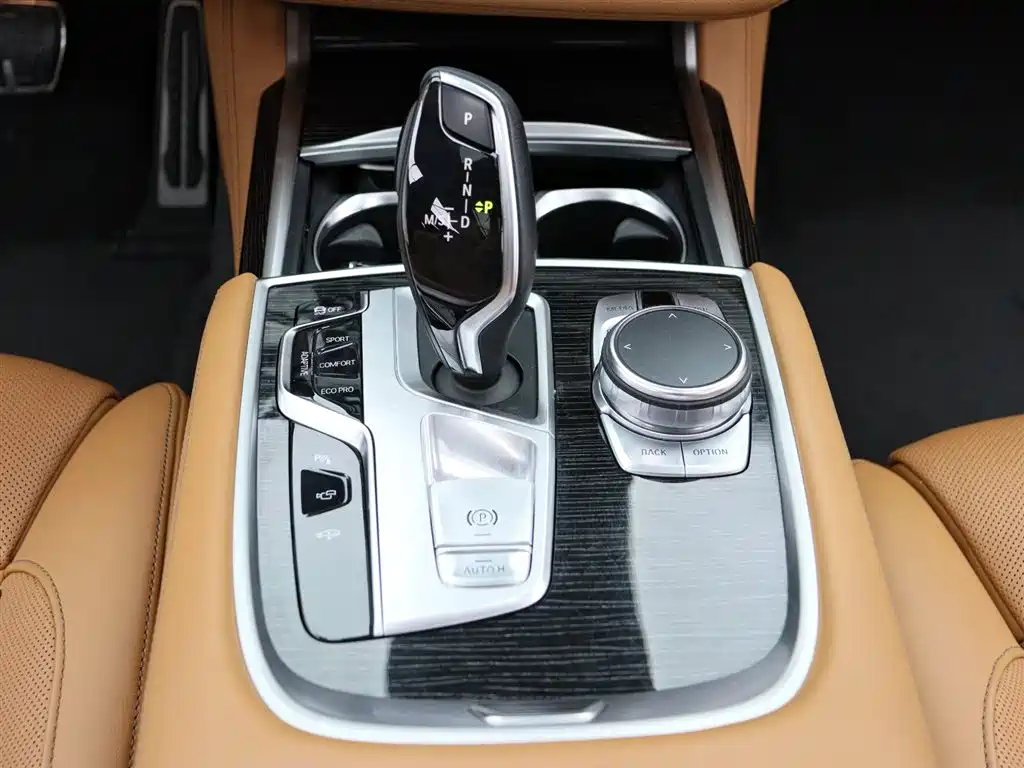 BMW 7 Series 2018 730Li Premium Type M Sport Package фото 21