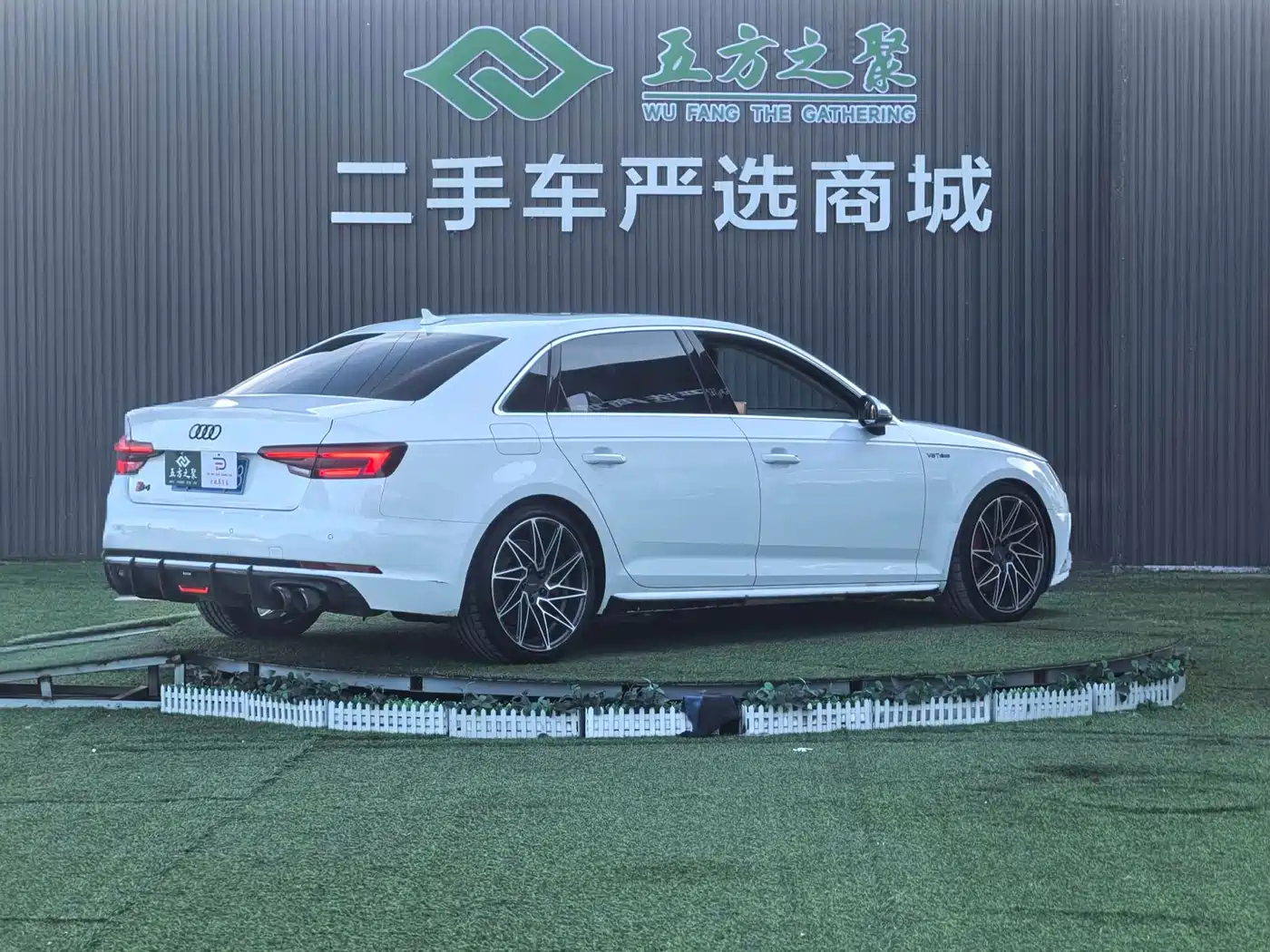 Audi A4L 2019 45 TFSI quattro Sport (China V) фото 25