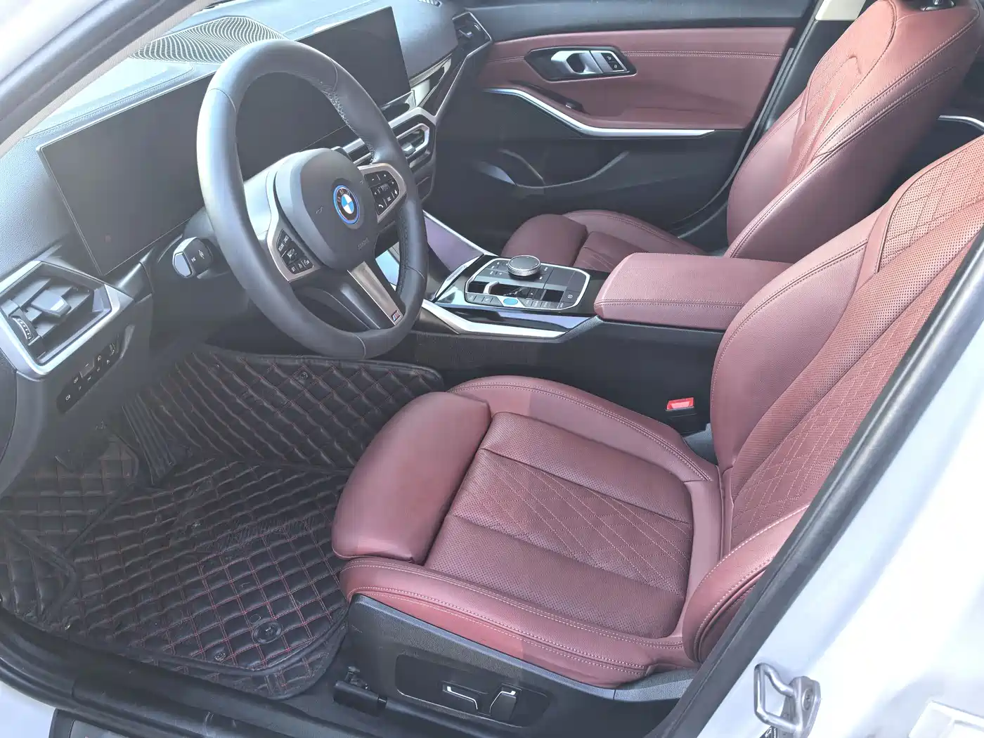 BMW i3 2024 eDrive 35 L фото 4