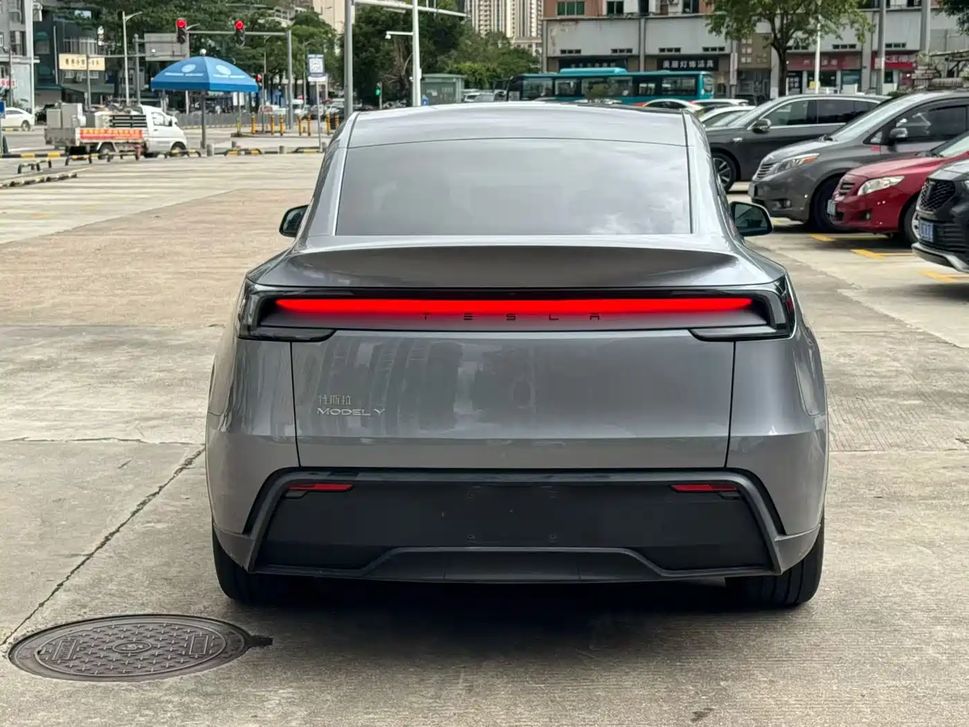 Tesla Model Y 2026 2026 Rear-Wheel Drive
