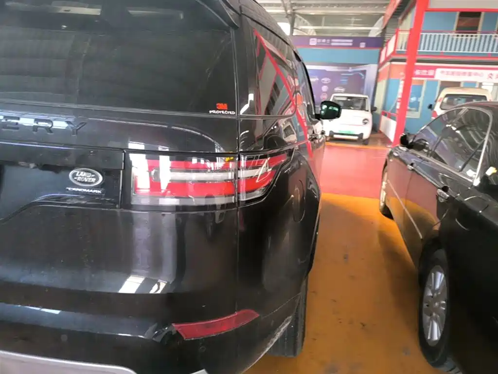 LAND ROVER DISCOVER