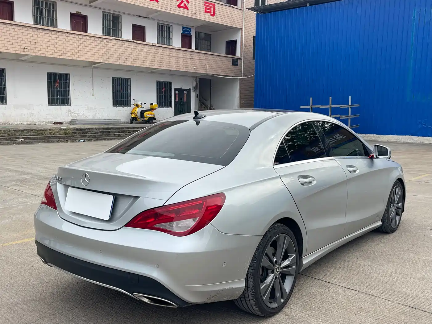 Mercedes-Benz CLA (Import) 2018 CLA 200 Dynamic Edition фото 5