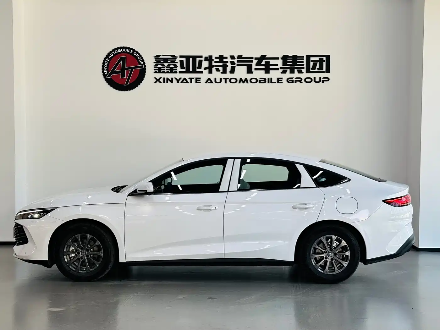 BYD Qin L 2026 DM-i 128KM Progressive фото 3