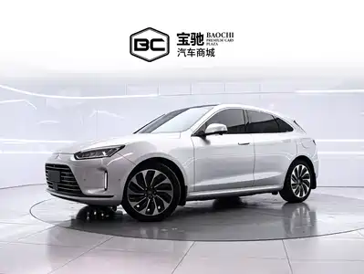 AITO M5
