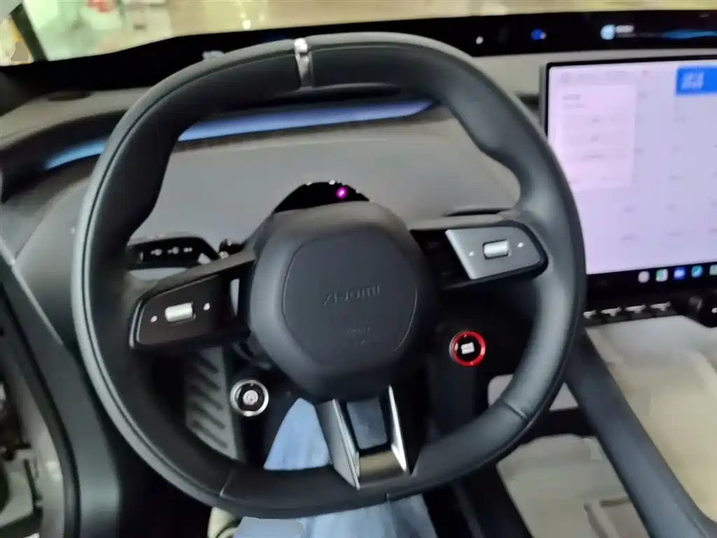 Xiaomi Auto Xiaomi YU7 2025 Extended Range RWD Edition фото 11