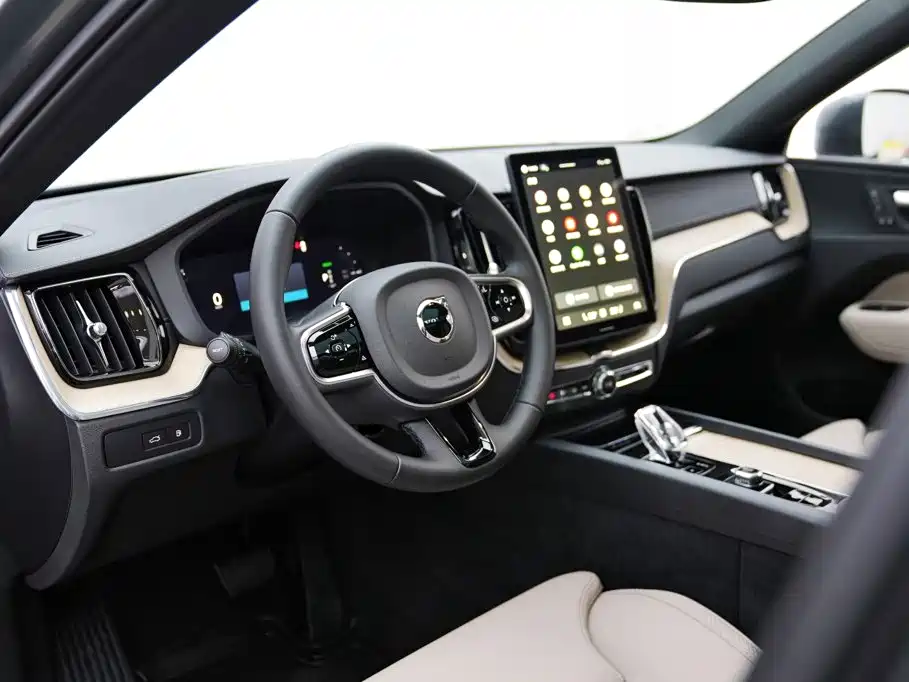 Volvo XC60 Plug-in Hybrid 2025 2025 Plug-in Hybrid Long Range AWD Zhiyuan Luxury Edition
