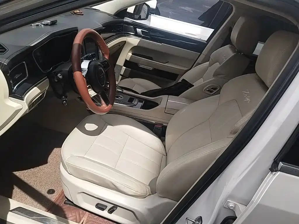 Zotye T700 2017 2017 1.8T DCT Prestige