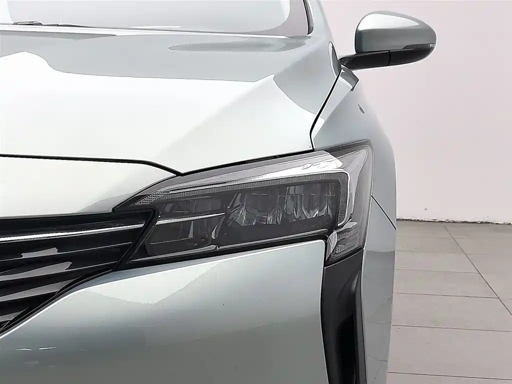 BUICK SLIGHTLY BLUE 6