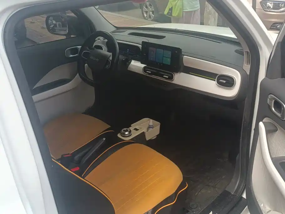 Фото 8 - Geely Galaxy Panda