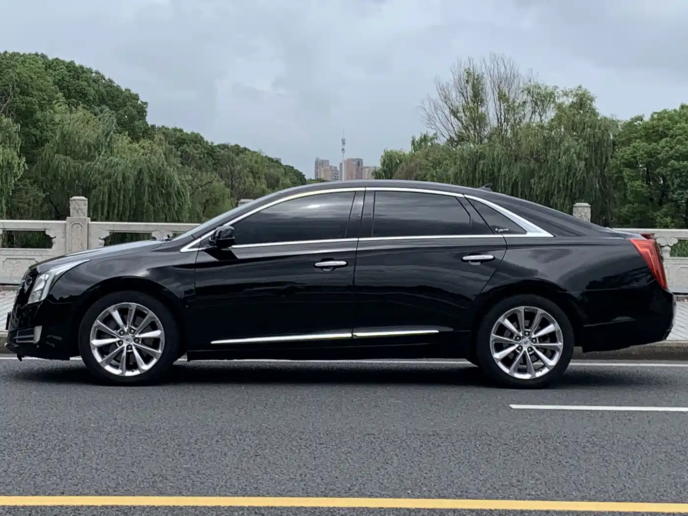Cadillac XTS 2014 2014 28T Platinum Edition
