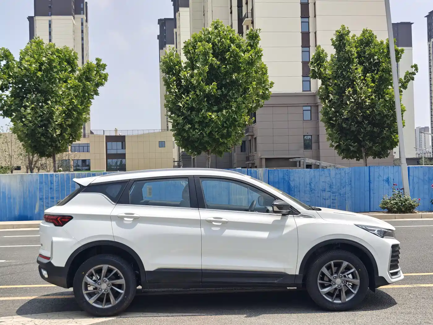 GEELY AUTOMOBILE BINYUE