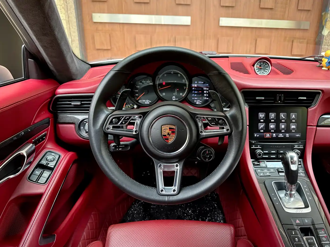 Porsche 911 2016 Carrera 3.0T фото 9