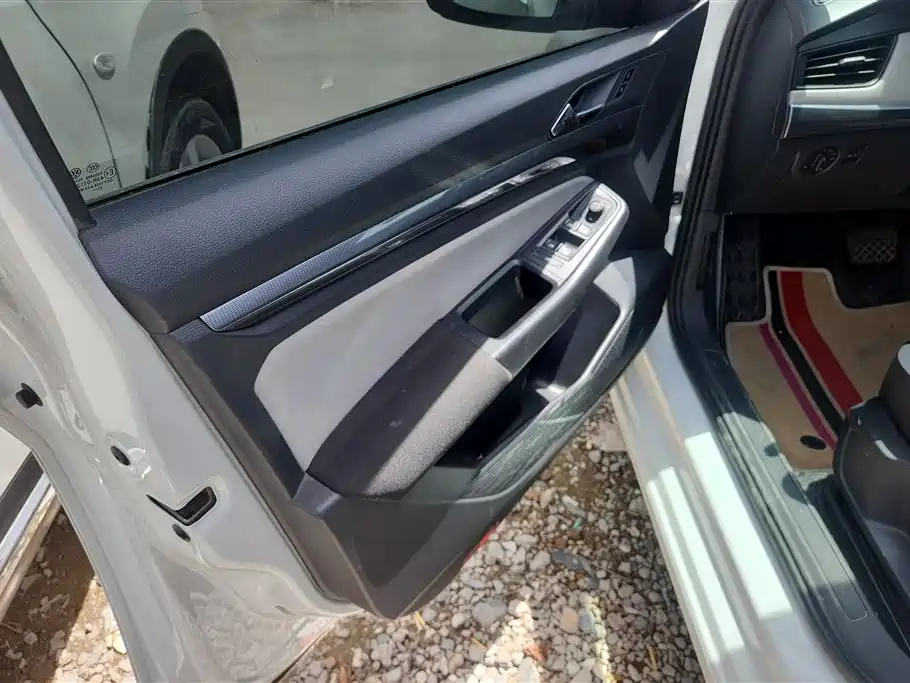 Volkswagen Bora 2023 1.5L Auto Free Ride Limited Edition фото 7