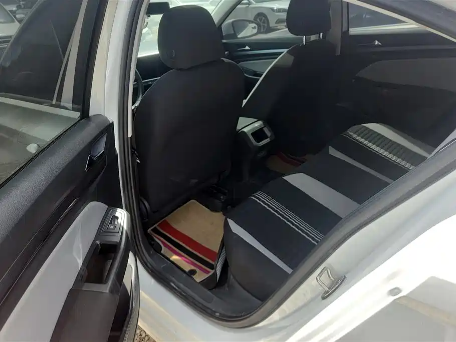 Volkswagen Bora 2023 1.5L Auto Free Ride Limited Edition фото 11