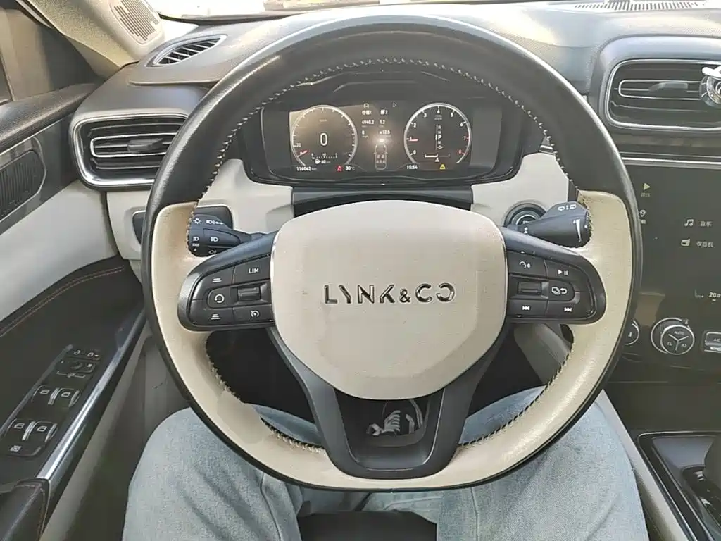 Lynk & Co 02 2018 2018 1.5T DCT 2WD Shine Edition China V