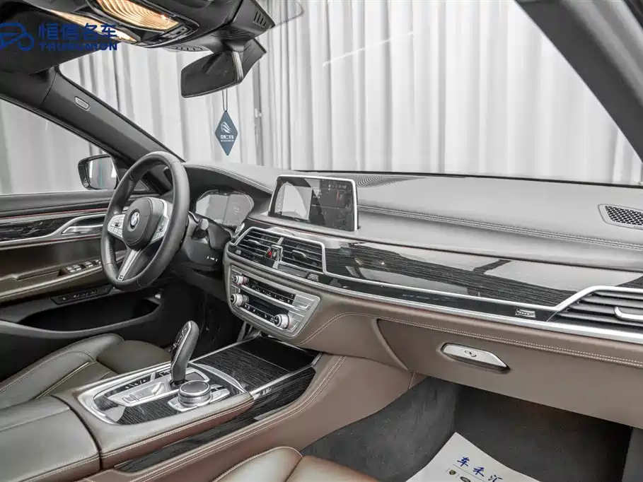 BMW 7 Series 2019 Facelift 730Li M Sport Package фото 17