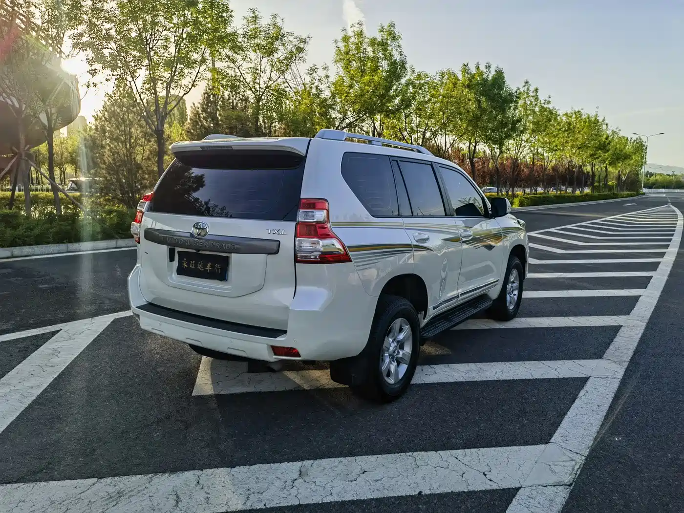 Toyota Prado (Import) 2014 2.7L Automatic Luxury фото 6
