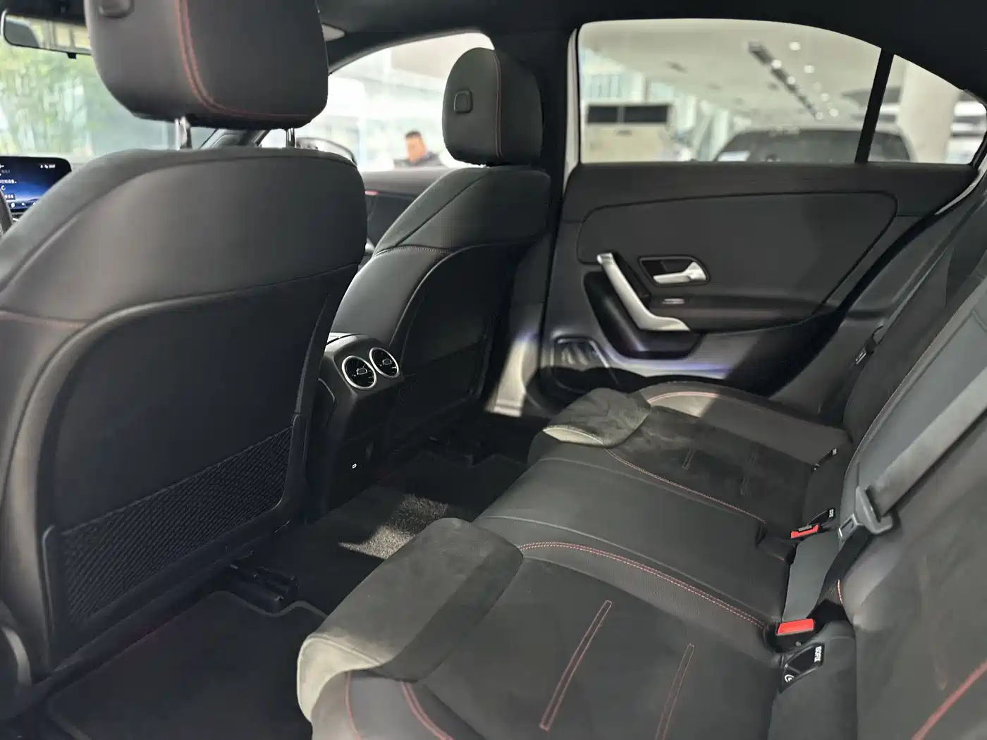 Mercedes-Benz A-Class 2023 A 200 L Fashion фото 13