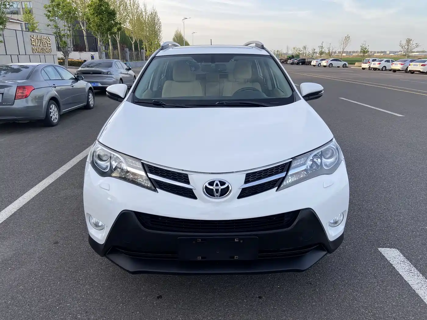 Toyota RAV4 Rongfang 2013 2.5L Auto 4WD Elite фото 2