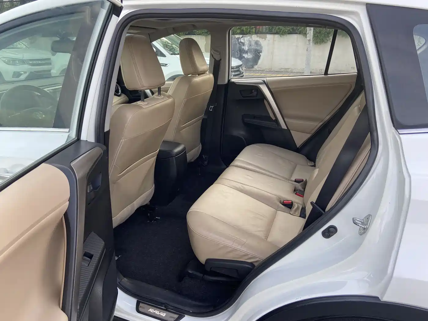 Toyota RAV4 Rongfang 2013 2.5L Auto 4WD Elite фото 9