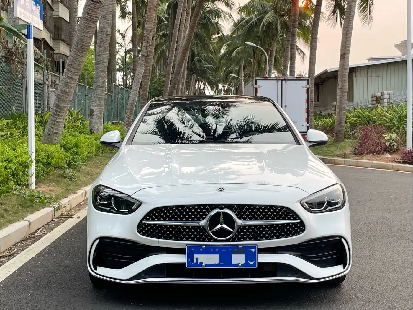 Mercedes-Benz C-Class 2023 Facelift C 260 L Sport Edition фото 2