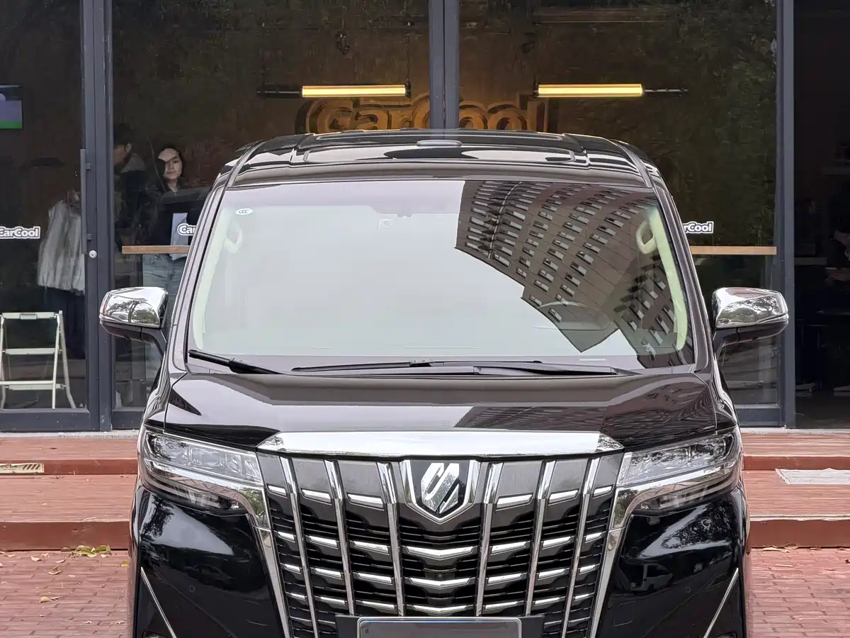 Toyota Alphard 2018 Facelift 3.5L Premium Edition фото 2