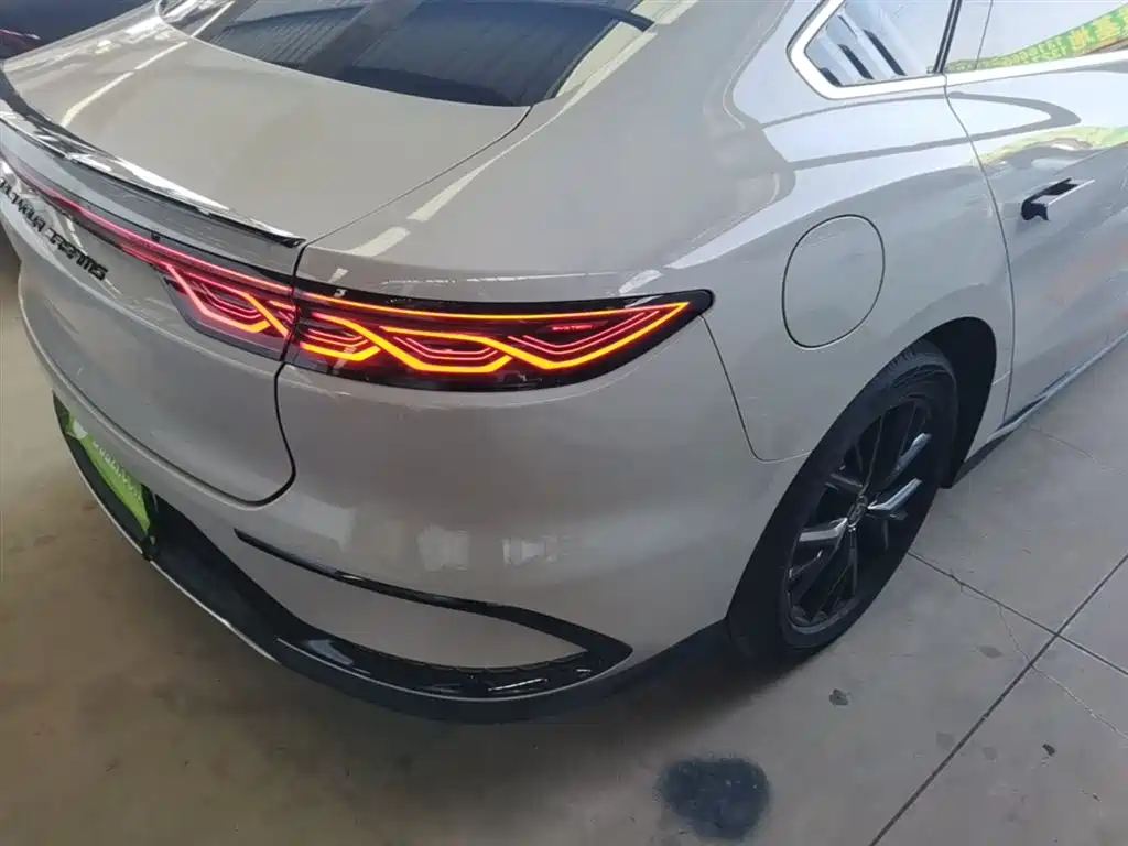 BYD HAN