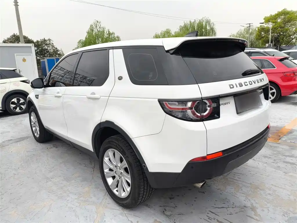 Land Rover Discovery Sport 2019 240PS SE Edition China V фото 23