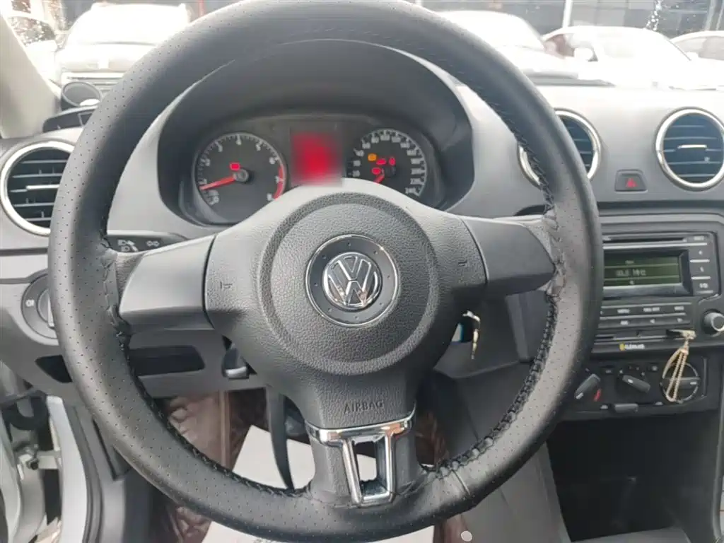 Volkswagen Jetta 2015 Value Edition 1.6L Manual Fashion фото 10